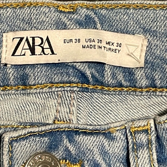 Zara Skinny Jeans - Picture 2 of 3